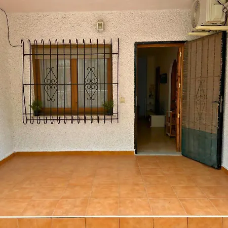 Apartment Naufragos Con Terraza Torrevieja